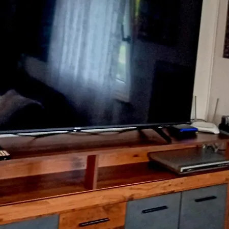 Lovely In Rose Resort, * Λιουμπλιάνα